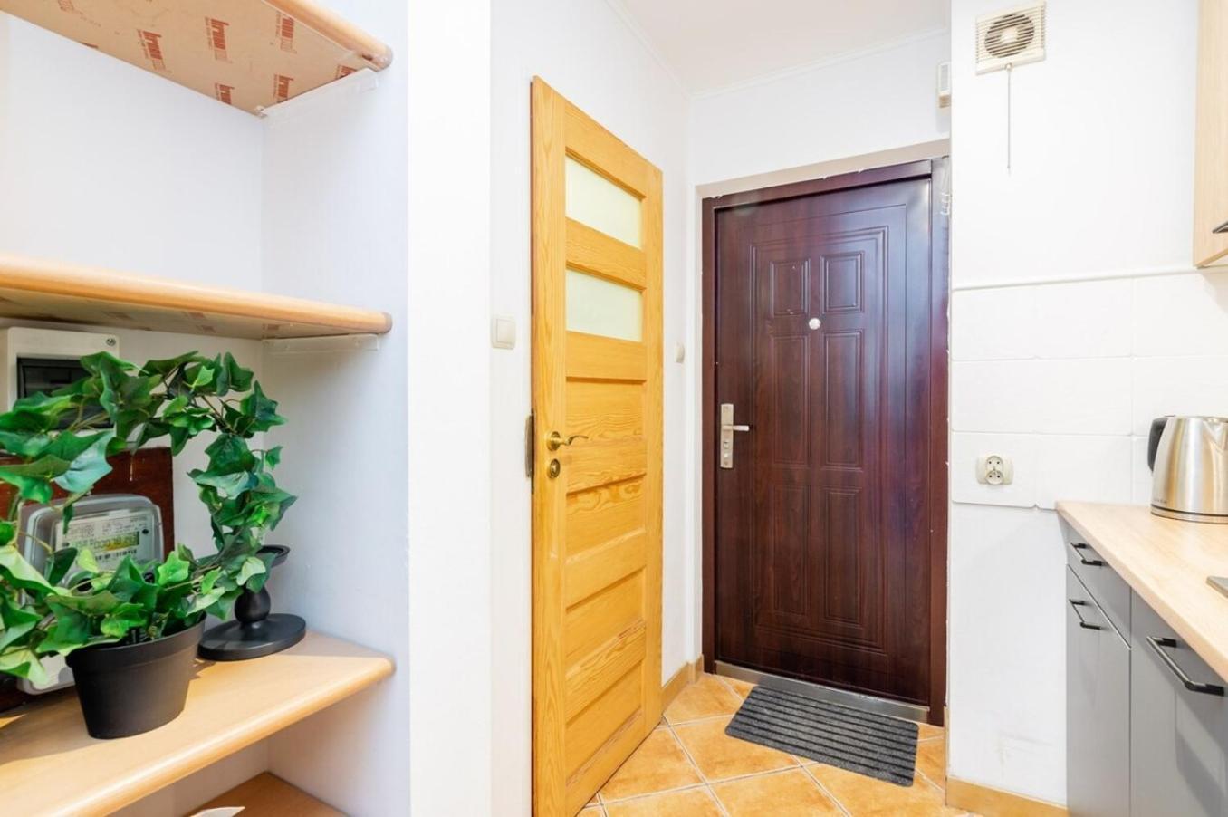 Cinnamon Apartment Metro Swietokrzyska Warszawa Zewnętrze zdjęcie